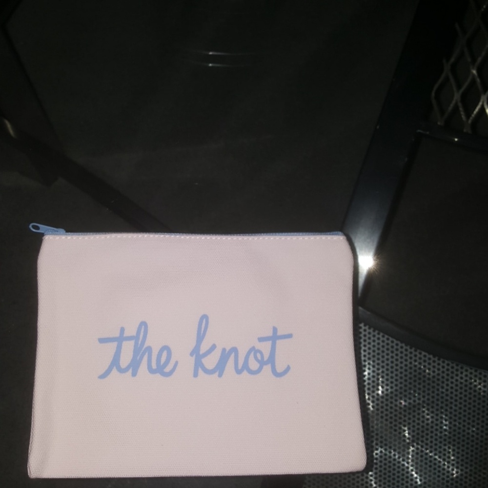 "The knot" wedding cosmetic bags (1)